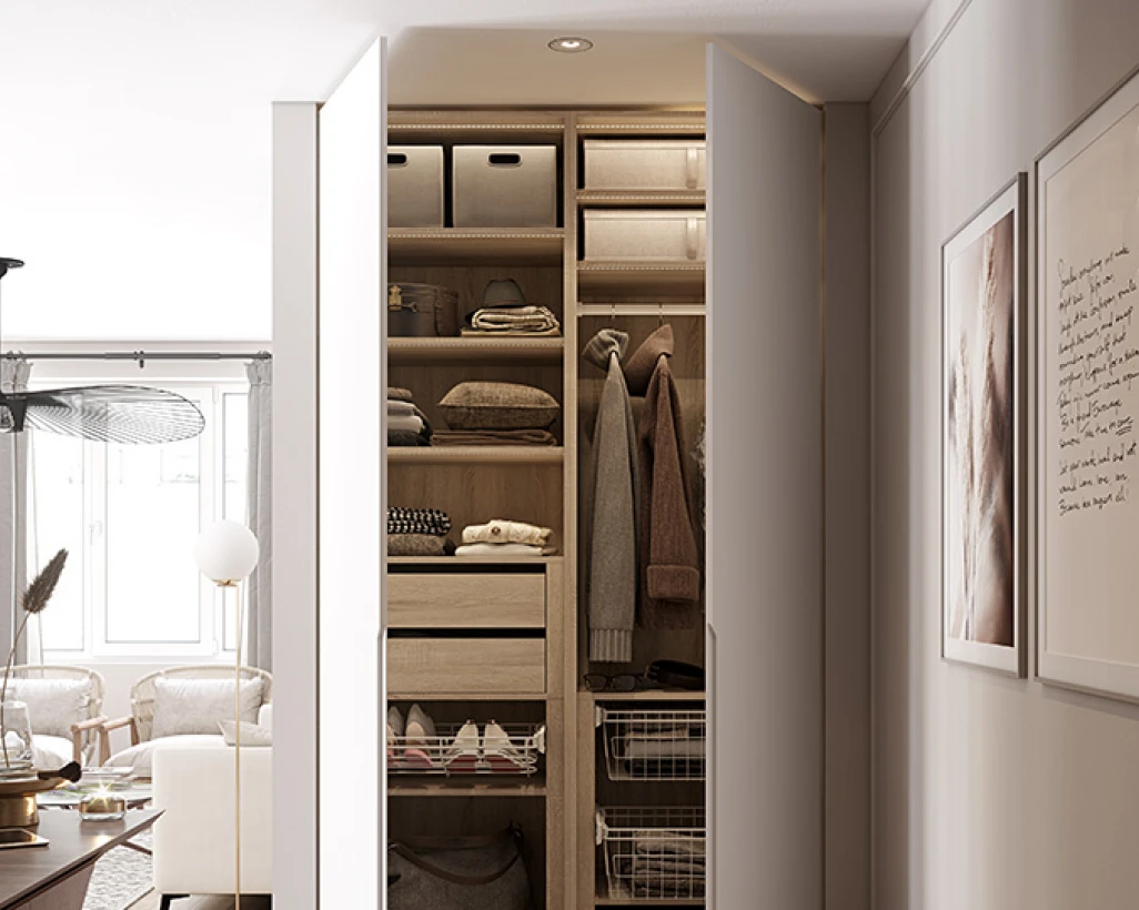 GARDEROBENSCHRANK 5