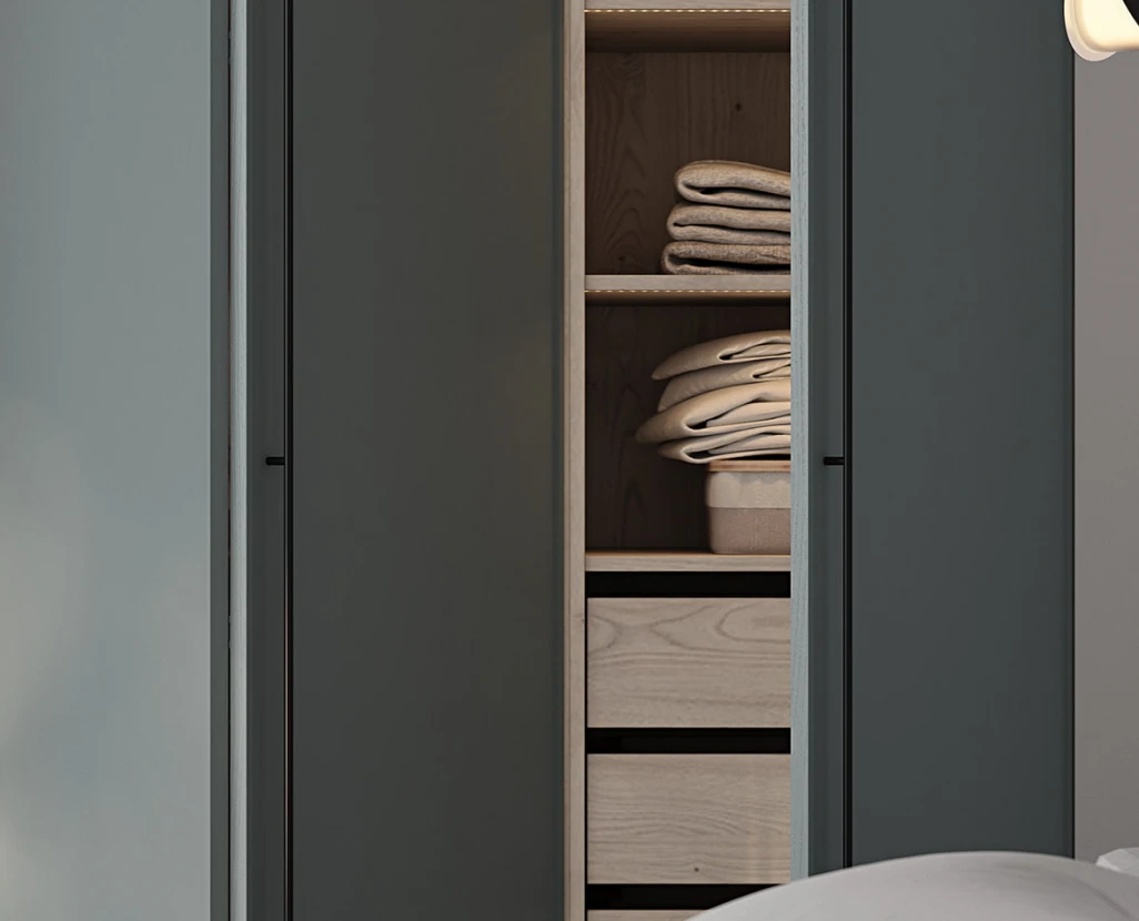GARDEROBENSCHRANK 17